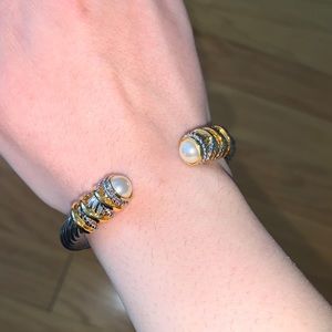 Pearl Ends Cable Bracelet